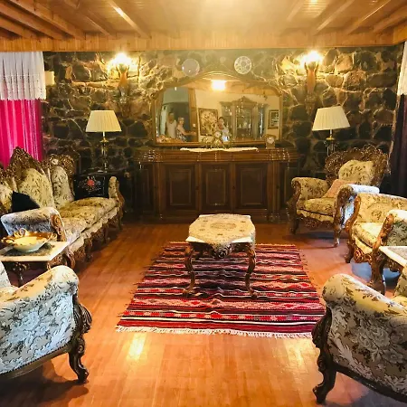 فيلة Charming In Phokai فوكا