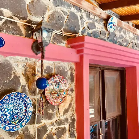 Charming In Phokai فوكا
